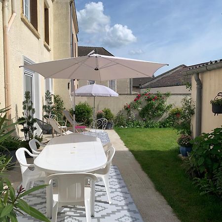 Le Claugi Villa Damery  Exteriör bild